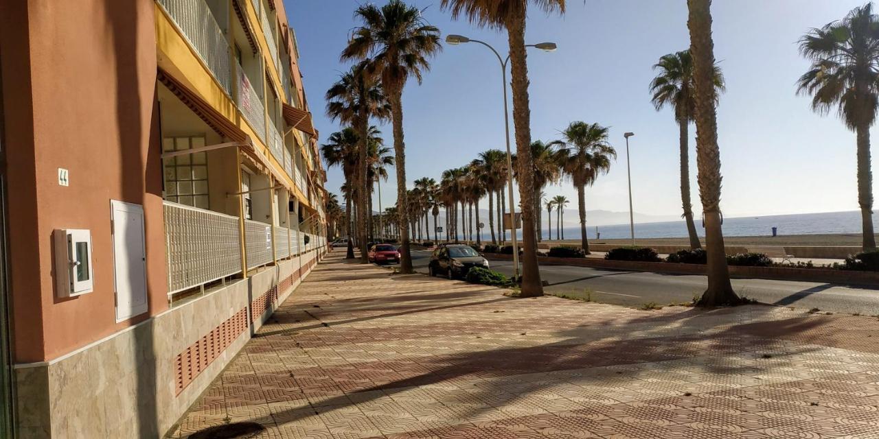 Premiere Ligne De Mer Roquetas de Mar Buitenkant foto